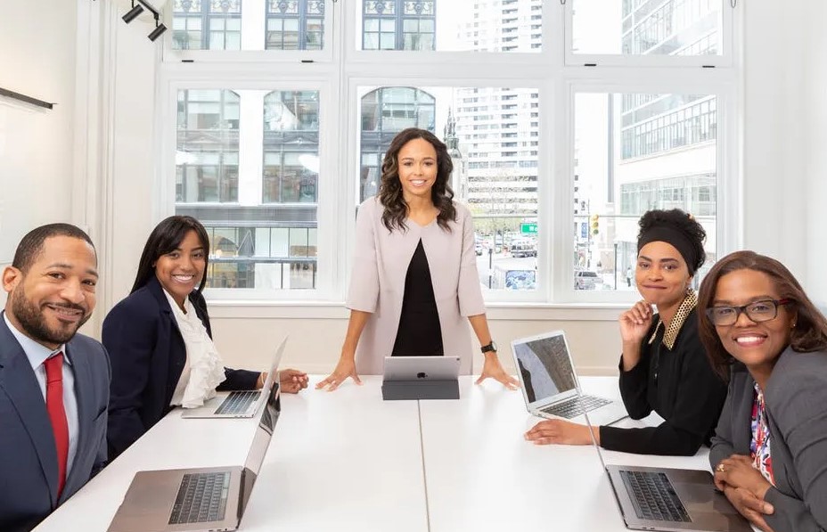 How Lake County Business Brokers Assist with Financing and Deals
